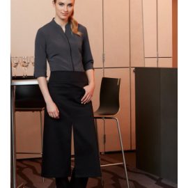 The Continental Style Full Length Apron is made from 65% polyester & 35% cotton twill.  Fold over waist.  Large front pocket.  Front centre split.  In Black.