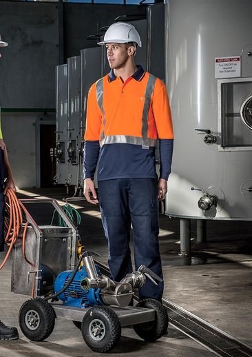 The Syzmik Hi Vis Spliced Long Sleeve Polo is a shoulder taped, long sleeve polo.  2 colours.  S - 7XL.  Great branded hi vis spliced long sleeve polos from Syzmik.