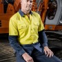 The Syzmik Mens Hi Vis Spliced Industrial Shirt is 100% cotton drill shirt.  Large chest pockets.  4 colours.  Great Syzmik team workwear.