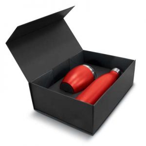 The Trends Collection Mirage Vacuum Gift Set includes the Mirage Powder Coated Vacuum Bottle & Verona Vacuum Cup. 12 colours, Great corporate gift sets.