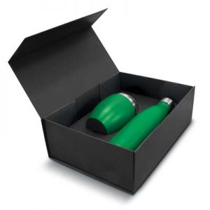 The Trends Collection Mirage Vacuum Gift Set includes the Mirage Powder Coated Vacuum Bottle & Verona Vacuum Cup. 12 colours, Great corporate gift sets.