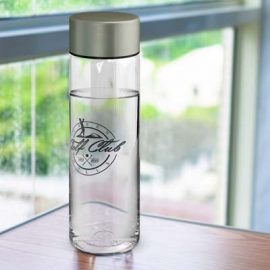 The TRENDS Aqua Bottle is an extra large, 900ml drink bottle with timeless design.  Stainless steel lid.  Branding on bottle and lid.  Great branded bottles.