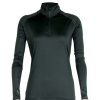 The Aurora Sport Womens Stadium Quarter Zip is a 150gsm, 90% polyester, quick dry and breathable performance top.  3 colours.  Great sports performance tops.