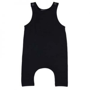 The Baby Blanks Slouch Romper is a 190gsm mid-weight romper.  Tear away labels.  00 - 4.  5 colours.  Great printable, high quality blank baby clothing.