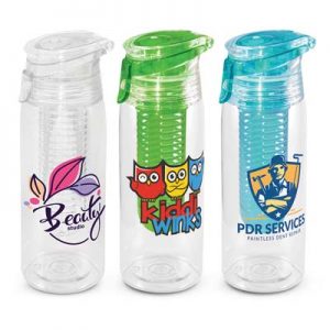 108418 TRENDS Infusion Bottle The TRENDS Infusion Bottle is a unique 750ml drink bottle. Made from Tritan. Fill with sliced fruit to allow infusion. 3 colours.