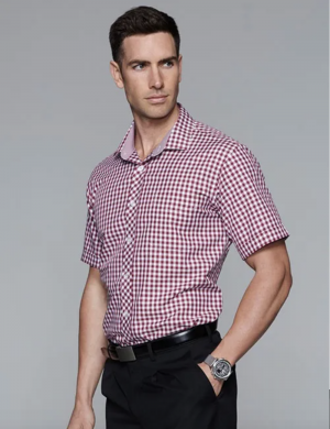 The Aussie Pacific Brighton Mens Shirt Short Sleeve is a 65% polyester/35% cotton classic cut shirt. Available in 3 colours. Sizes XXS - 5XL.