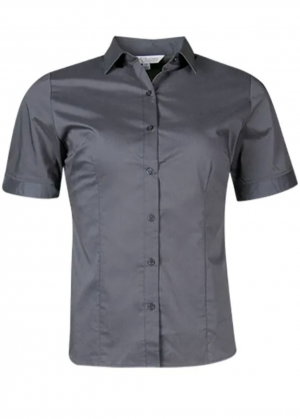 The Aussie Pacific Mosman Ladies Shirt Short Sleeve is a 70% polyester, comfortable fit ladies shirt. Available in 8 colours. Sizes 4 - 26.