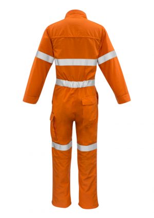 The Syzmik Mens FR Hoop Taped Overall is a 93% Meta-Aramid, hi-vis overall. Available in Orange. Sizes 77 - 122.