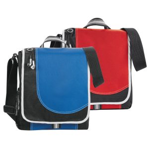 The Catalogue Boomerang Messenger is a polyester bag with multiple compartments. Carry handle and adjustable shoulder strap. 2 colours.