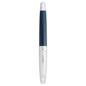The Catalogue Cutter & Buck Roller Ball Pen is a smart, metal pen. Brass barrel with tungsten. Black ink. Removable cap.