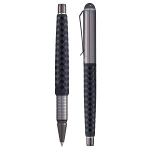 The Catalogue Luxe Tactical Grip Pen Set is a set of 2 aluminium, black ink pens. One ballpoint and one roller ball.
