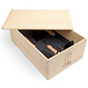 The Catalogue Dig It Garden Box is a natural pine wood box with a 3 piece garden set. Includes a cultivator, spade trowel and soil hoe.