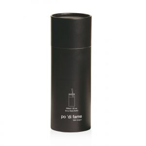 The Catalogue Envy Glass Bottle is a borosilicate glass bottle with a bamboo lid. BPA Free. Available in 2 colours.