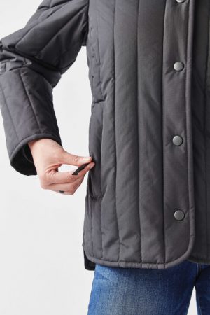 The Stormtech Women's Oakland Thermal Jacket is a 100% polyester, quilted polyfill jacket. Multiple pockets. Available in 2 colours.