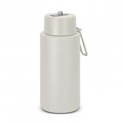 The TRENDS Aura Vacuum Bottle 1litre is a lightweight, durable, double wall stainless steel bottle.  12 colours.  Full bottle print available & engraving.