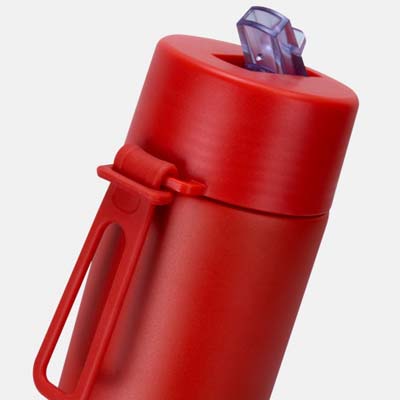 Description Stay hydrated on the go with the double wall stainless steel TRENDS Aura 600ml Vacuum Bottle. Lightweight and durable it features a flip-valve sipper that conveniently folds into the lid, and a practical silicone carry-loop strap. The unique stainless steel inner straw is functional with the added benefit of reducing the use of plastic components. With a matte powder coated finish and a stunning range of vibrant colours, the Aura bottle is designed to easily fit into backpacks and most car cup holders - your perfect companion for work, home, or the gym.