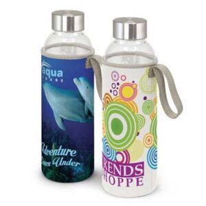 115845 TRENDS Venus Glass Bottle - Full Colour The TRENDS Venus Glass bottle with full colour neoprene sleeve keeps drink cool for longer. Sleeve accented with Grey Binding. Stainless Steel Lid.